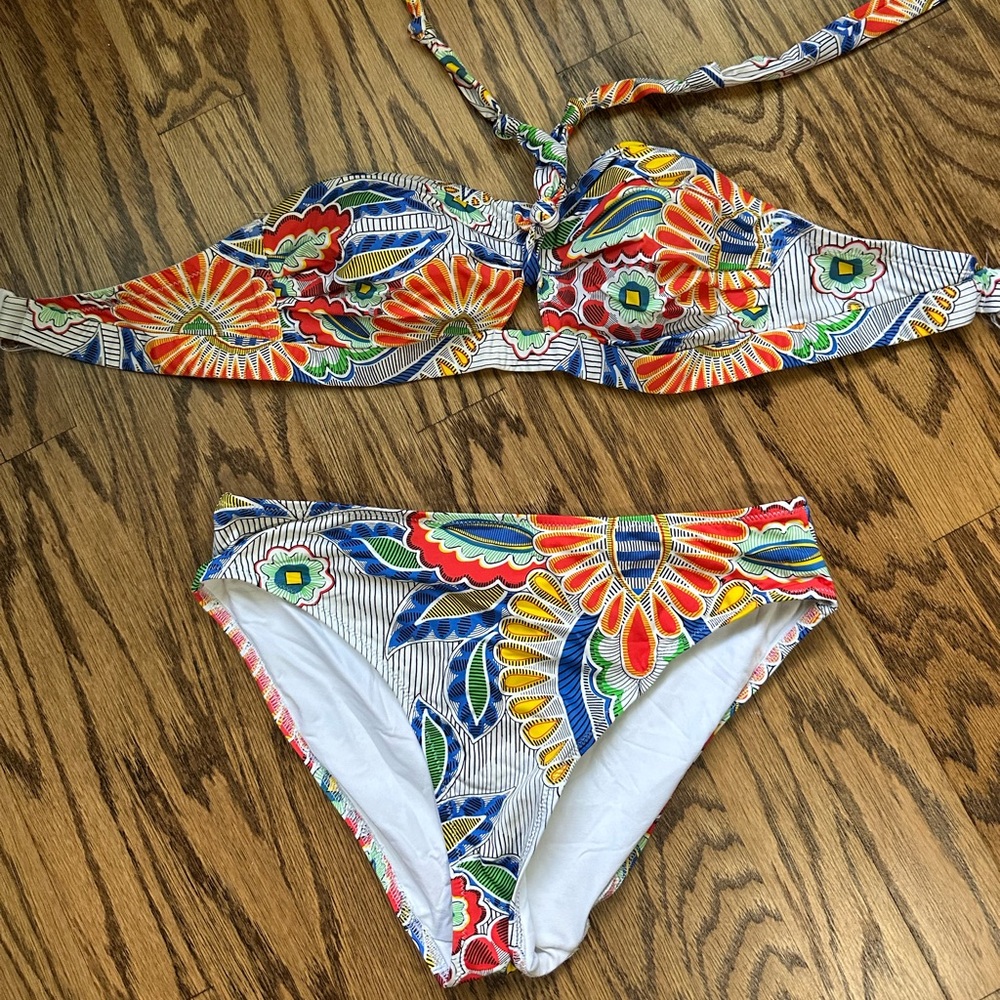 Huit 8 swim suit. Never worn.